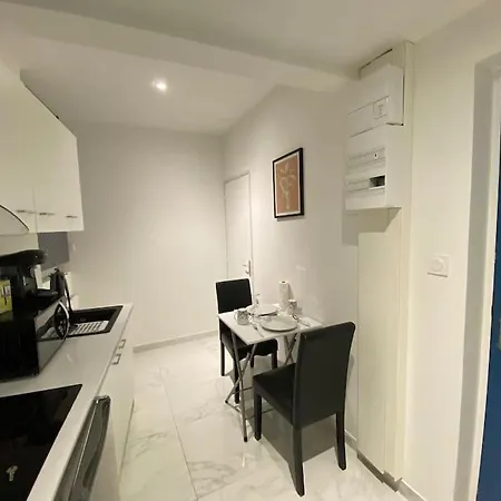 Des Celestins - Le Douze - Centre * Vichy